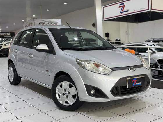 FORD FIESTA 1.6 MPI HATCH 8V FLEX 4P MANUAL